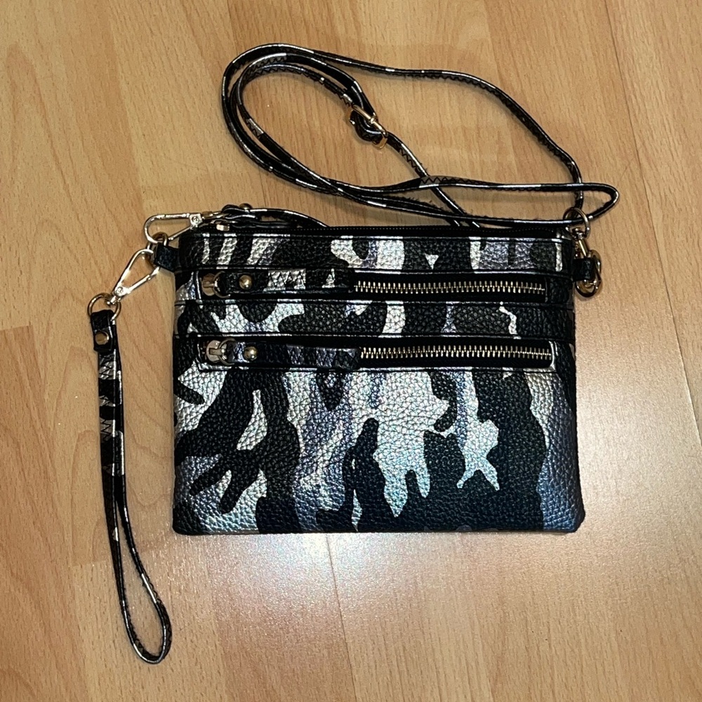 NWOT Metallic Camo Crossbody Bag